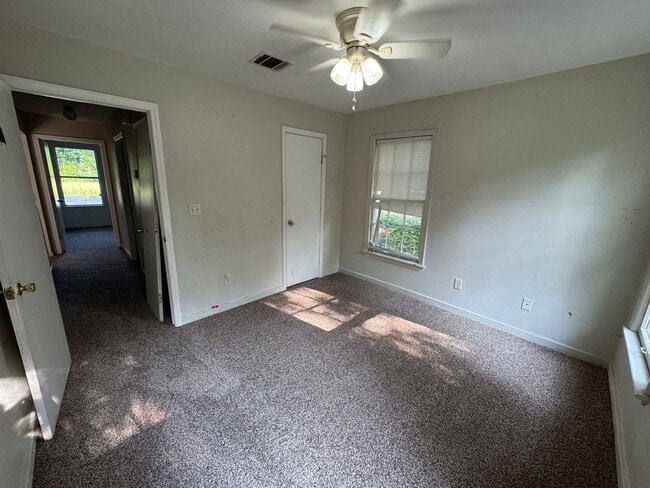 Building Photo - Shreveport Home For Rent