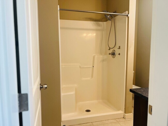 Building Photo - Charming, Air-Conditioned, 3-Bed, 2.5-Bath...