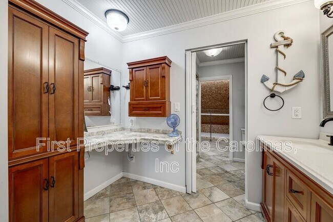 Building Photo - 26012 Misty Way Dr