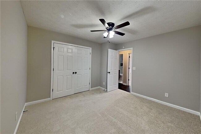 Building Photo - 2313 Berkeley Creek Ct