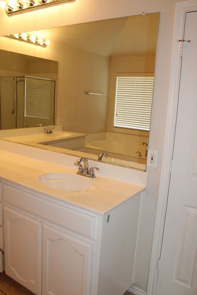 Building Photo - COMING SOON! ACCEPTING APPLICATIONS!