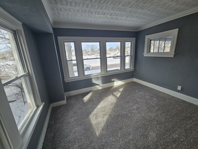 Building Photo - 1149 E 177th St