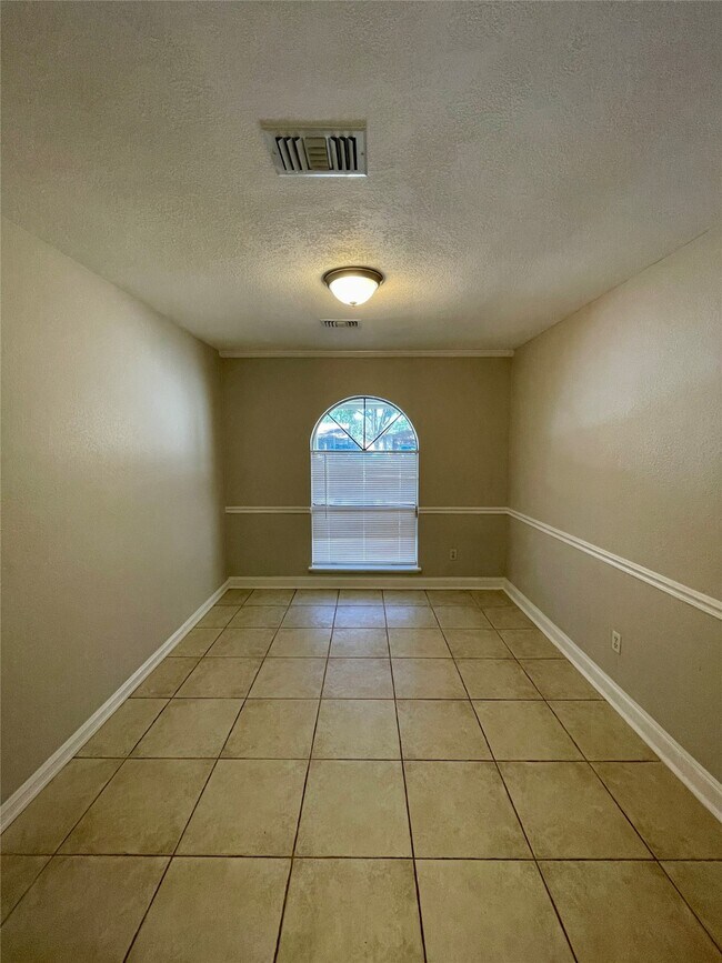 Building Photo - 16803 Castle Fraser Dr