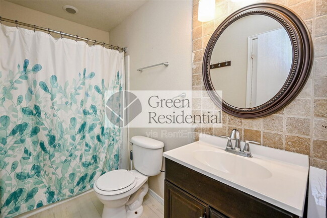 Building Photo - 23850 Pebworth Pl