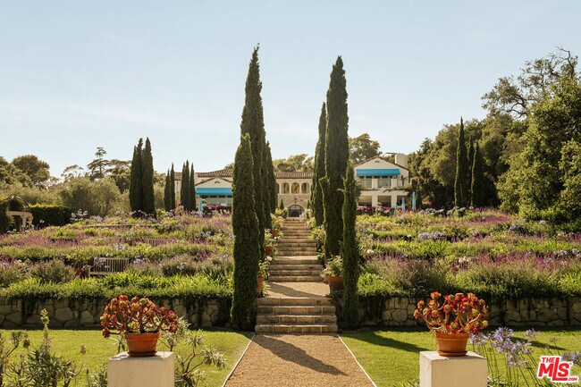 Building Photo - 848 Picacho Ln