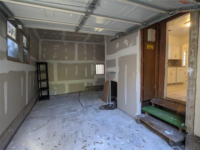 Building Photo - 5247 Merrimac Ave