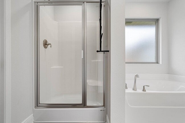 Building Photo - 103 Ridgeway Cir