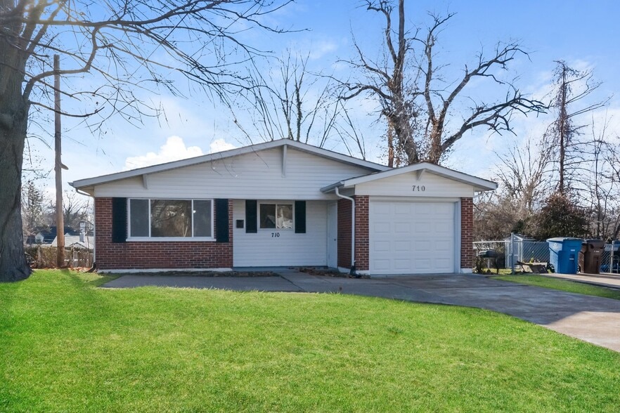 Building Photo - 710 Chambers Rd
