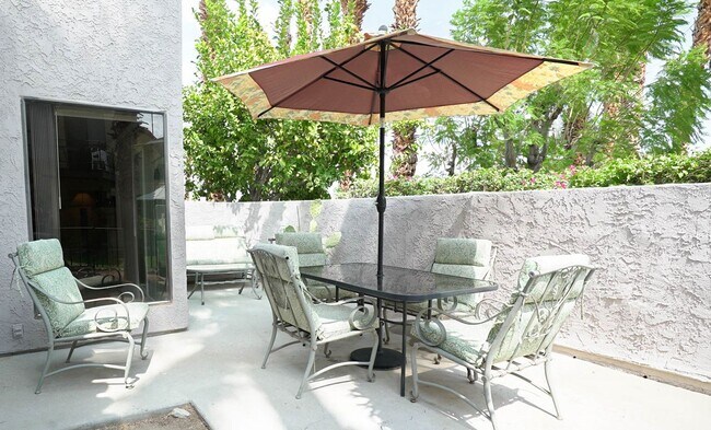 Building Photo - Beautifully Furnished Condo with Mountain ...