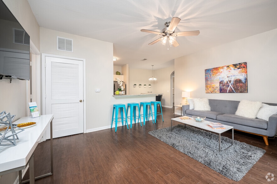 2BD, 2BA Living Room - Waters Edge Apartments