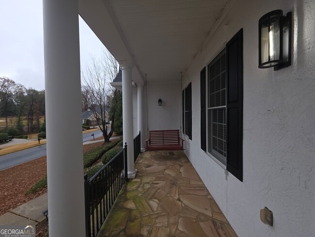 Building Photo - 166 Glen Eagle Way