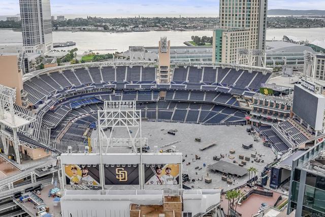 Building Photo - 321 Tenth Ave