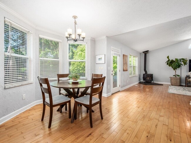 Building Photo - 3259 Longspur Dr