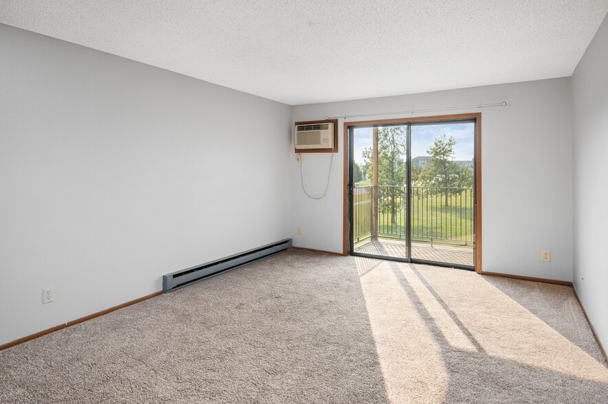 Building Photo - Greenfield Apartments