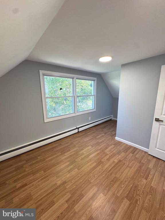 Building Photo - 74 Plumtree Ln