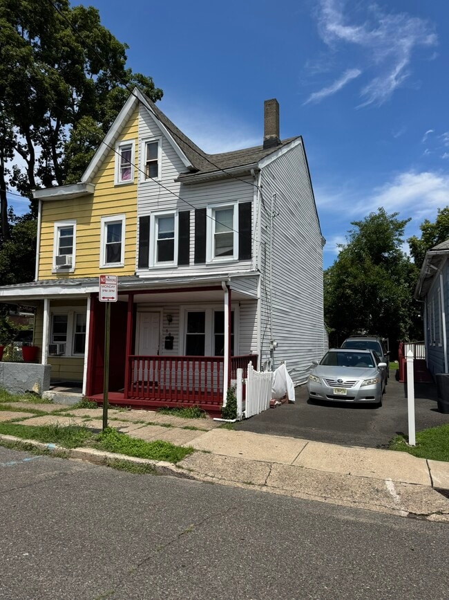Building Photo - 18 Wiley Ave