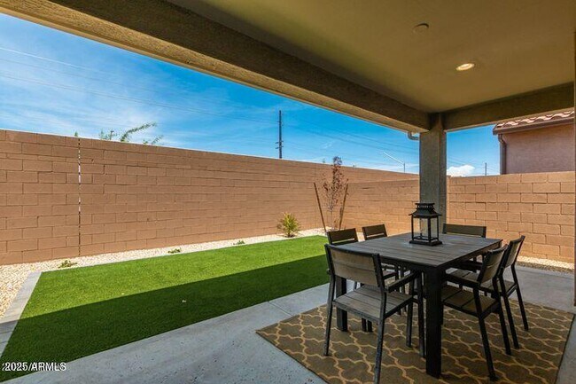 Building Photo - 8914 W Palo Verde Dr