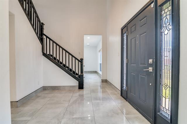 Building Photo - 2941 Clearmeadow Dr