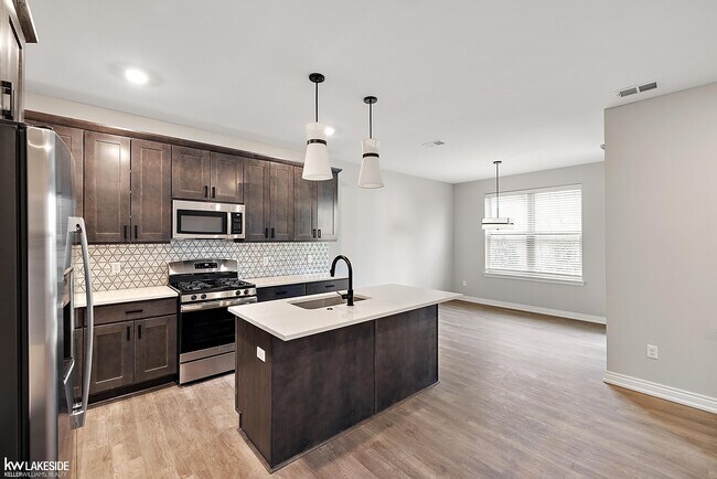 Building Photo - 11386 LANGFELD Spur