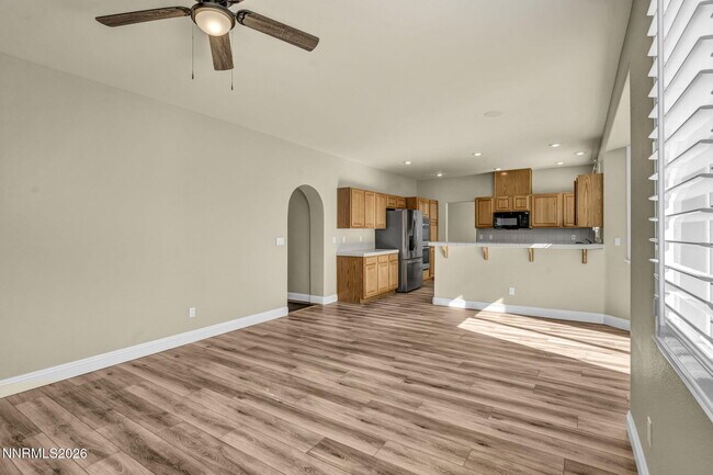 Building Photo - 6490 Brookview Cir