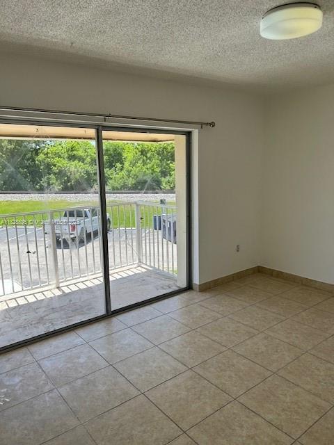 Building Photo - 5275 SW 77th Ct