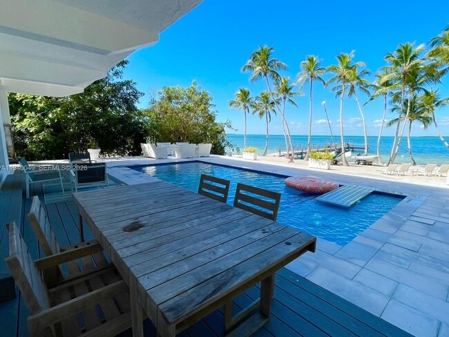 Building Photo - 96180 Overseas Hwy