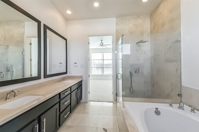 Building Photo - 1810 Thompson St