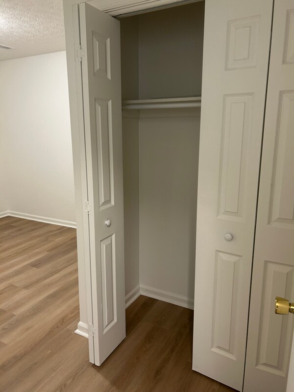 Building Photo - 5290 Waterlick Rd