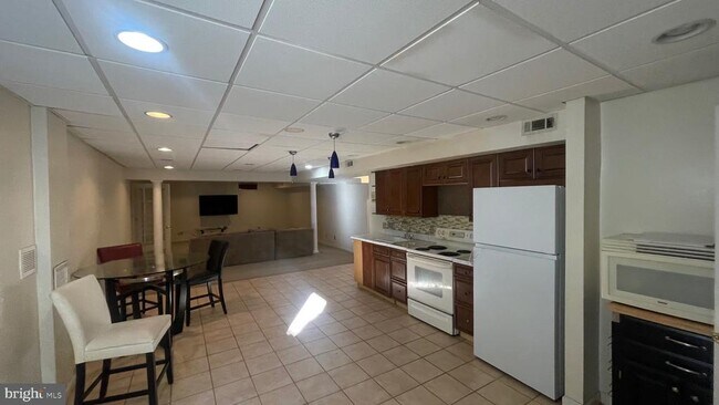 Building Photo - 14764 Courtlandt Heights Rd