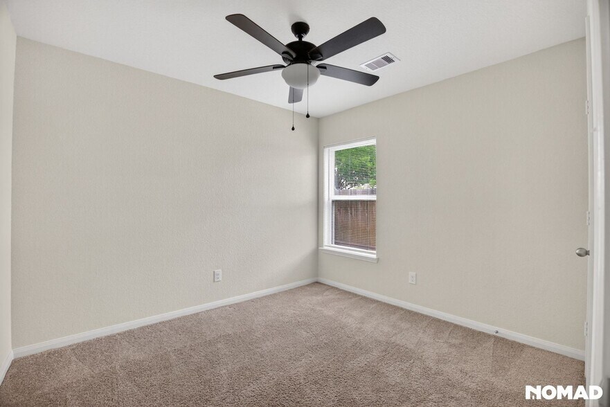 Building Photo - 2331 Golden Brandy Ln