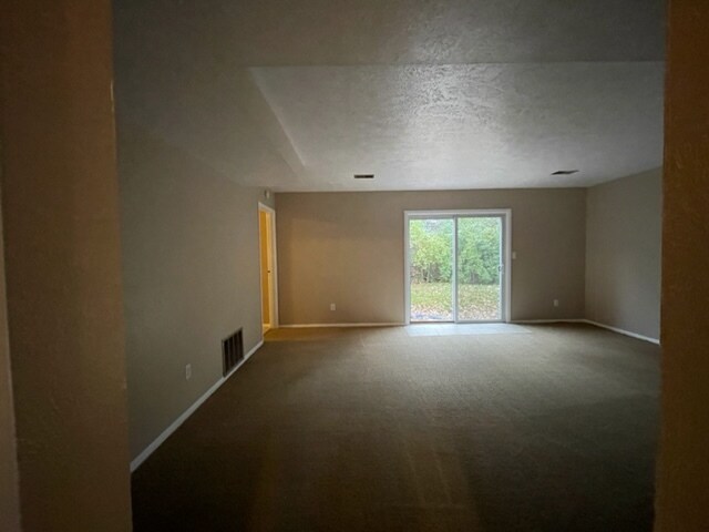 Building Photo - 804 Lindenwood Dr S