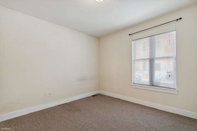 Building Photo - 5 br, 5 bath Triplex - 1620 JEFFERSON ST U...