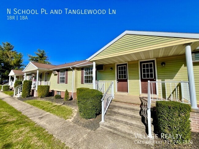 Building Photo - 327 N School Pl