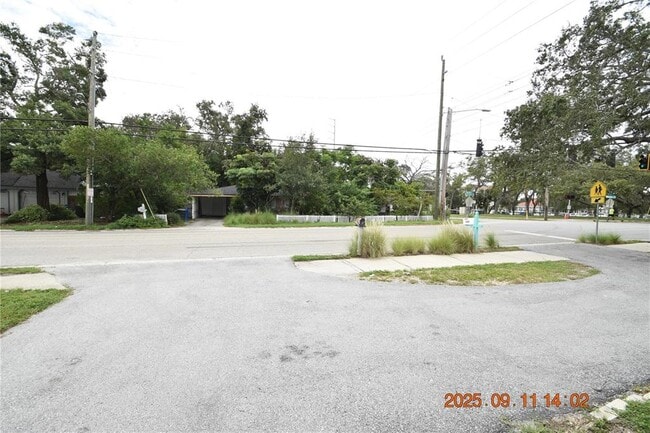 Building Photo - 602 Beltrees St