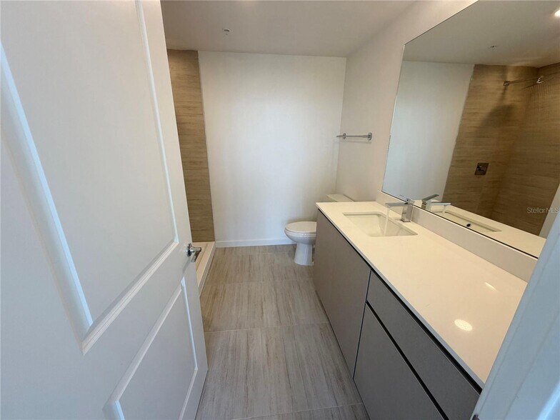 Building Photo - 5587 Millenia Blvd