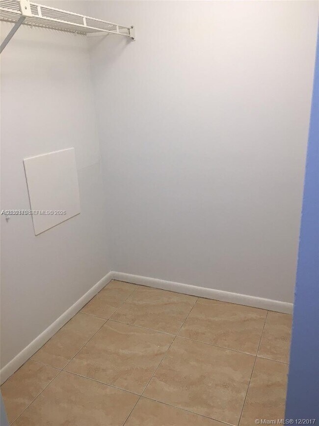 Building Photo - 9341 Collins Ave