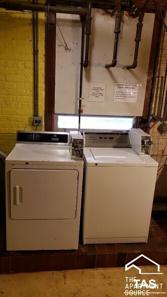 Building Photo - 4512 N Laporte Ave