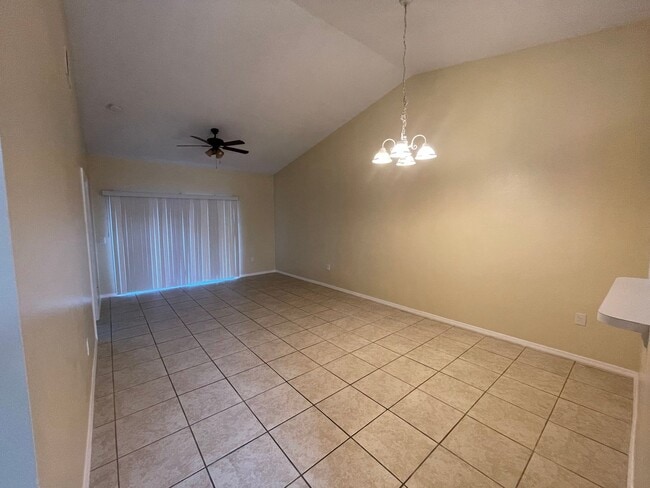Building Photo - 13120 Summerton Dr