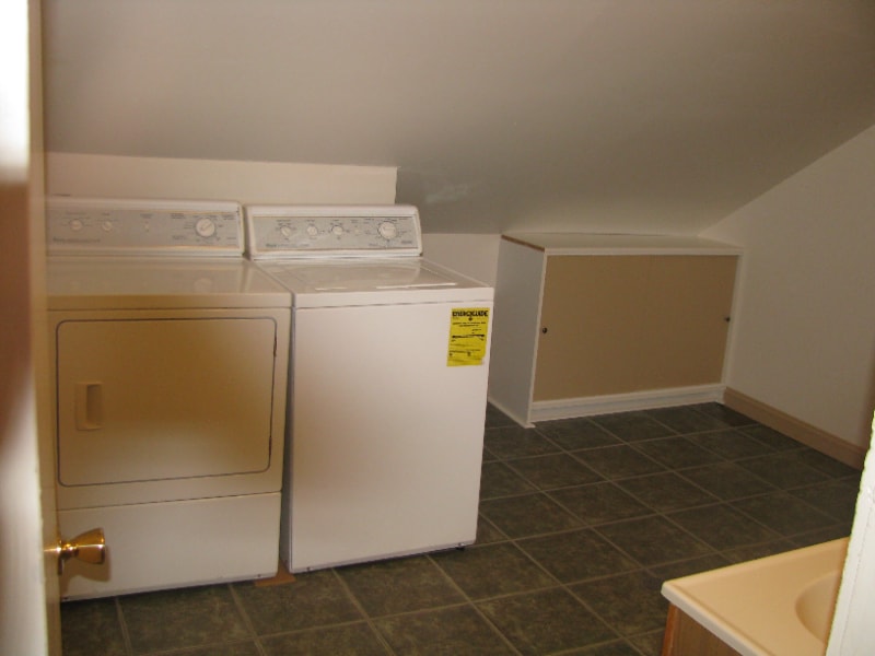 Building Photo - 60 Dog Hill Rd