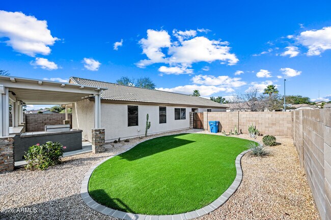 Building Photo - 3427 E Marco Polo Rd