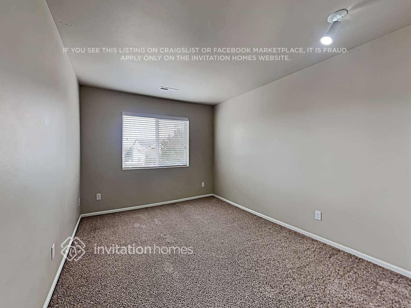 Building Photo - 2705 86th Dr NE