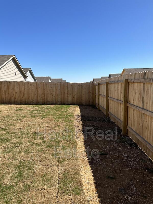 Building Photo - 5813 Texas Spur