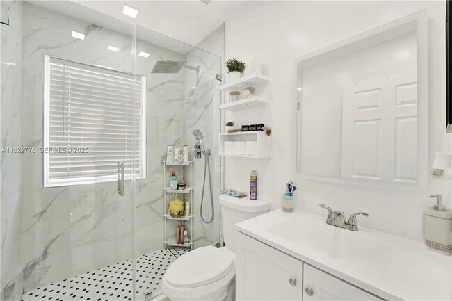 Building Photo - 17101 SW 142nd Pl