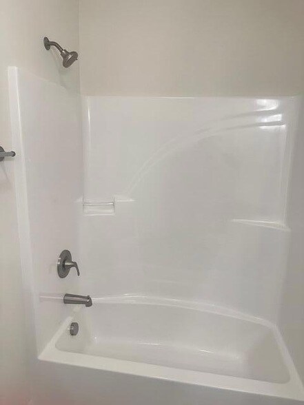 Building Photo - 1923 Cypress Ln