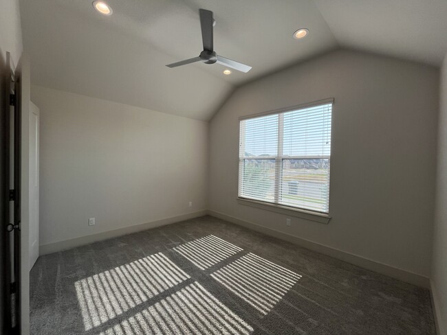 Building Photo - 6410 Stadium Dr