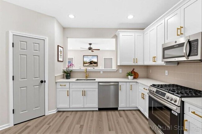 Building Photo - 4095 Arch Pass