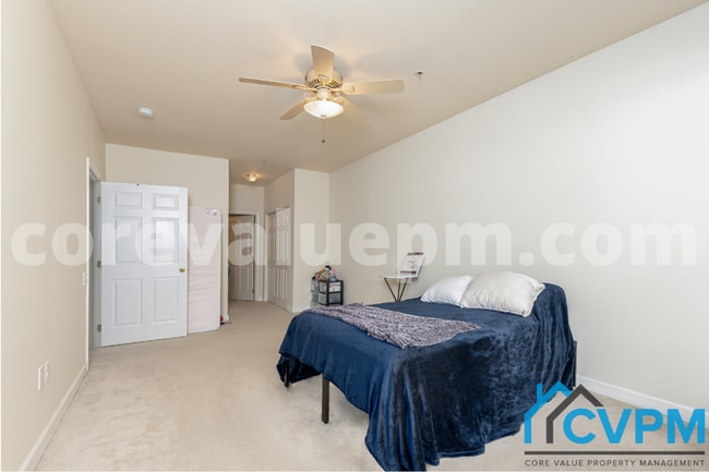 Building Photo - 8638 Willow Leaf Ln