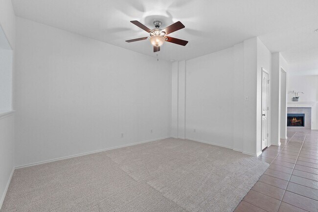 Building Photo - Immaculate 3 Bedroom, 2 Bath Home on Corner Lot in Cedar Park