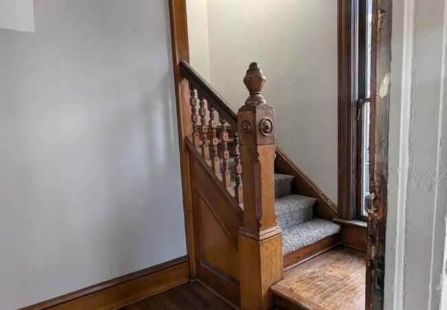 Building Photo - 1450 Clinton St