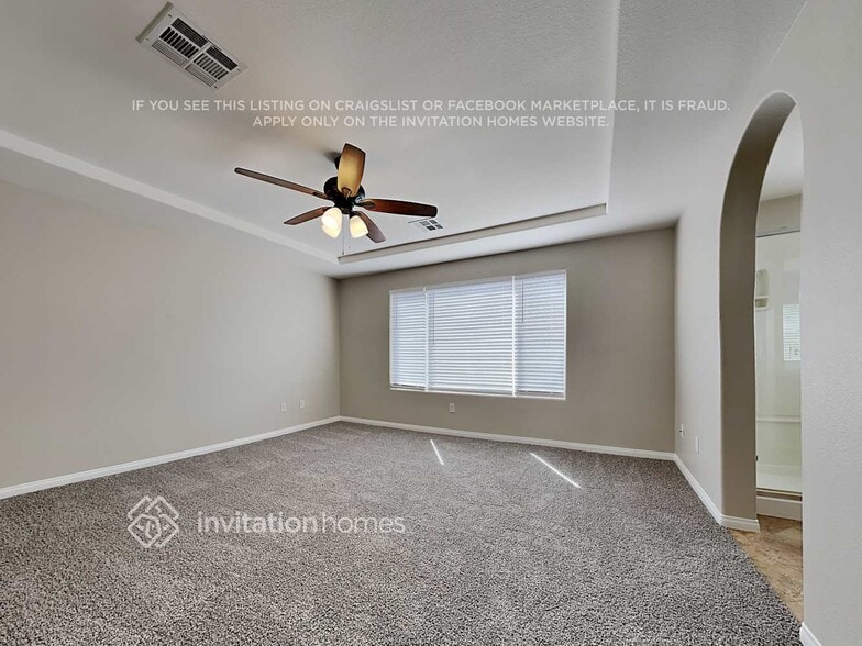 Building Photo - 8843 S Canyon Saddle St